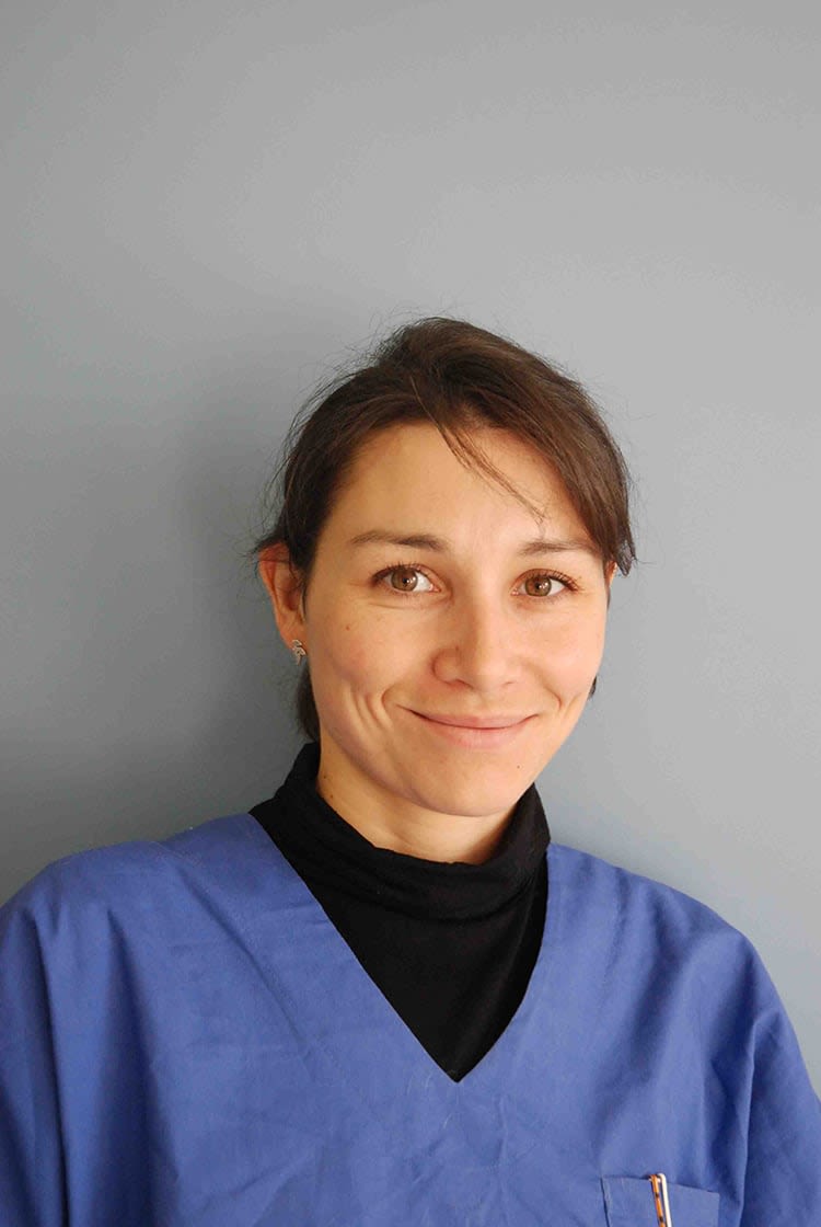 Dr Linsart : une vétérinaire passionnée par les perroquets