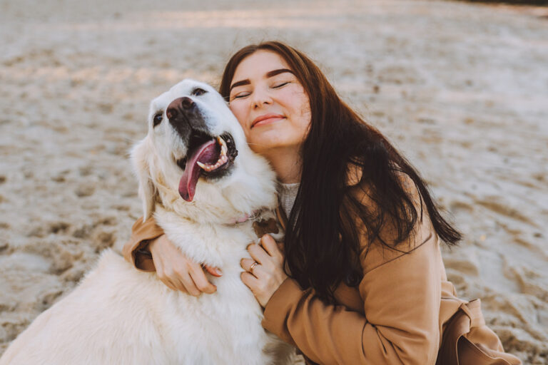 Pourquoi le chien comprend et ressent-il nos émotions