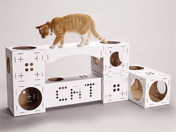 Arbre à chat en kit et en carton à construire soi-même