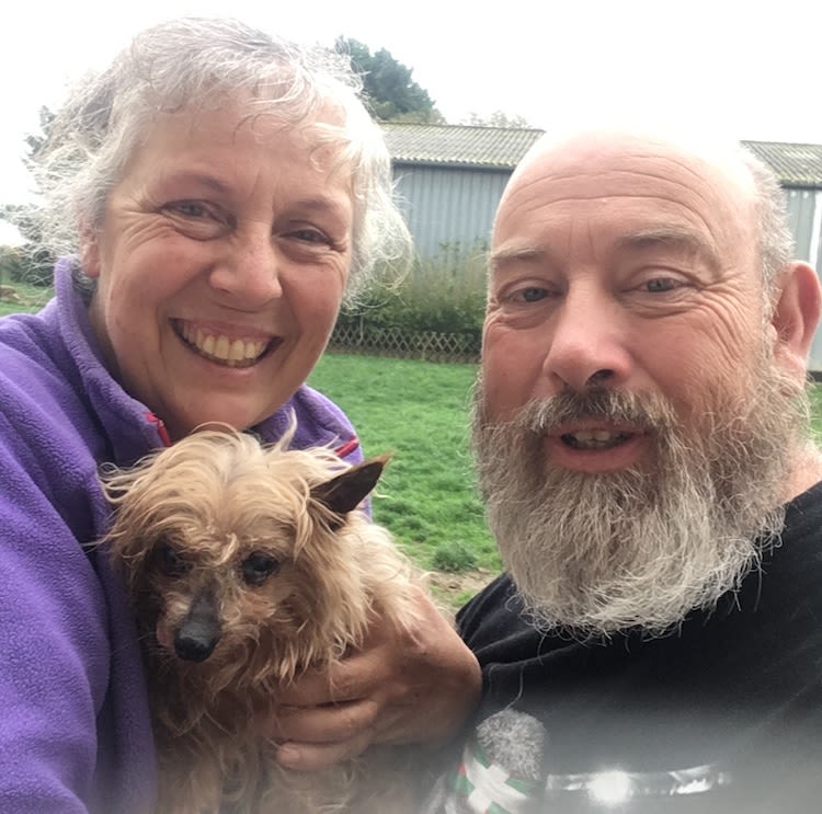 Kiki, un chien âgé de 23 ans et en pleine forme !